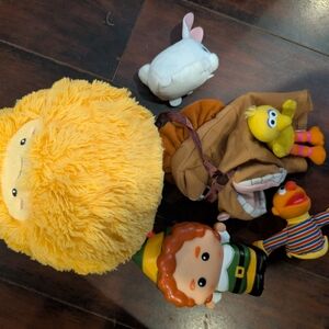 Pineapple Plush Random Toy Lot